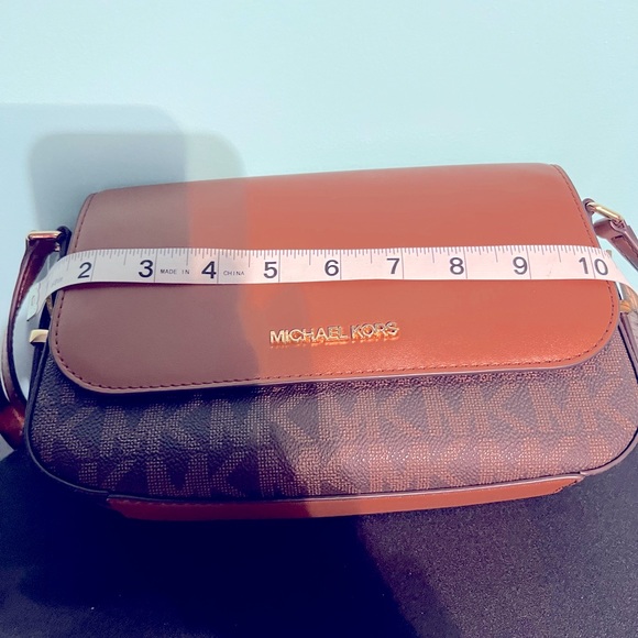 Crossbody Mk New.. Authentic 100% - Picture 3 of 5